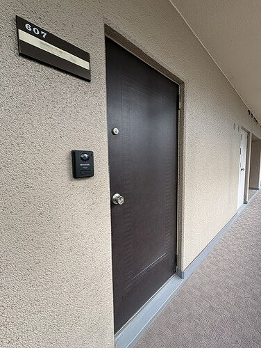 ニューライフ平野町の玄関|きれいな玄関です