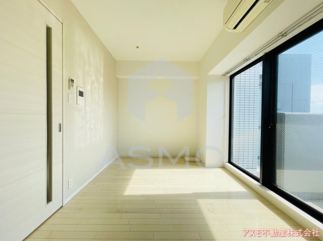 【居間・リビング】 | エスライズ御堂筋本町 | ※建物内別間取参考写真