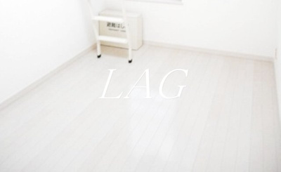 【居間・リビング】 | グローリア北千住 | 洋室のお部屋です。