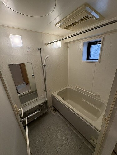 ライオンズマンション三国本町の浴室|日々の疲れを癒すお風呂付です
