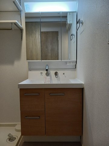 カヒア　テビロ　Ⅰの洗面所|コンパクトで使いやすい洗面所