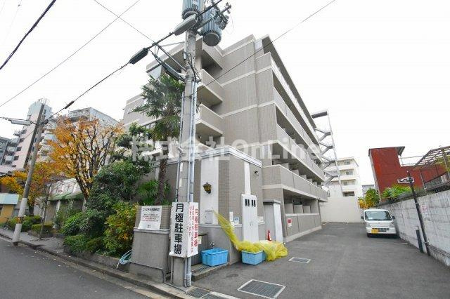 カレッジインエバグリーンの外観