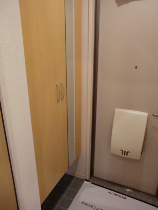 【玄関】