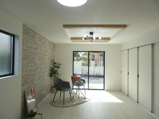 【居間・リビング】 | 川西市大和東4丁目4の17　新築一戸建て