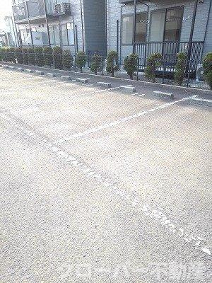 グレープガーデンＣの駐車場