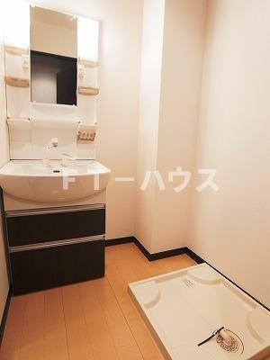 エクセレントコート幕張　４０１の洗面所