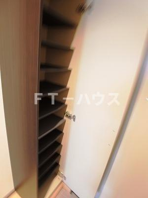 エクセレントコート幕張　４０１の収納