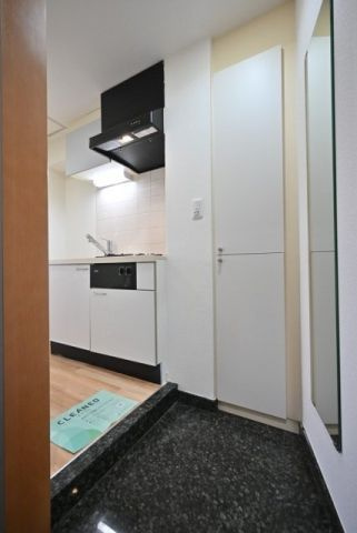 スカイコート神楽坂弐番館の玄関
