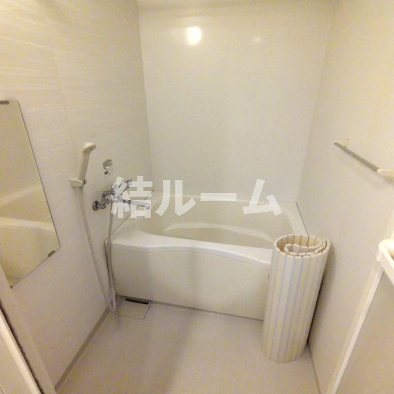 板橋区泉町のアパートの浴室