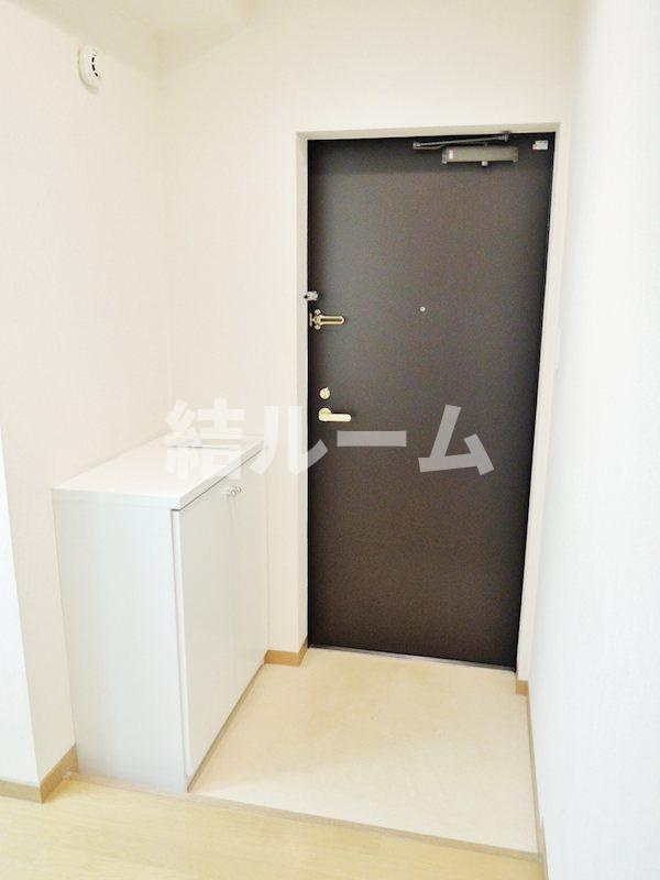 中野区野方６丁目の賃貸マンションの玄関