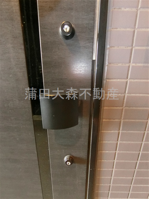 メイクスデザイン千鳥町アジールコートの玄関