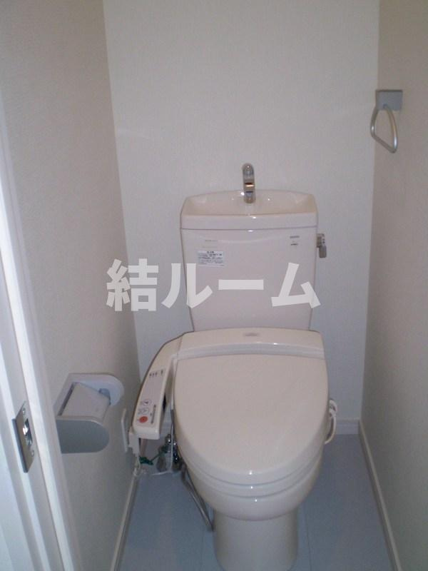 新宿区上落合２丁目のアパートのトイレ