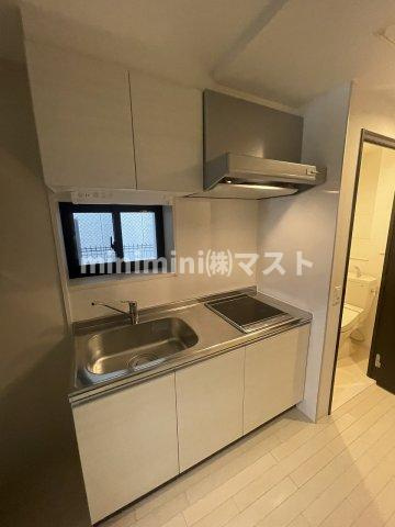 エレガントレジデンス中之島のキッチン|※キッチン小窓は角部屋のみです