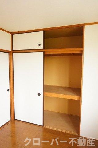 プラドール高松Ｂの収納
