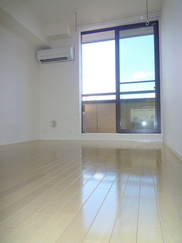 ヘーベルハウス南長崎の洋室|★最上階の明るいお部屋です★