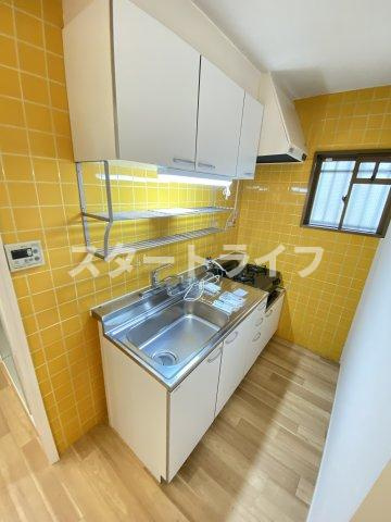 大阪市淀川区木川西１丁目の賃貸マンションのキッチン