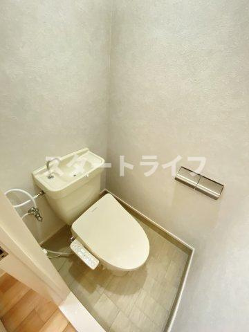大阪市淀川区木川西１丁目の賃貸マンションのトイレ