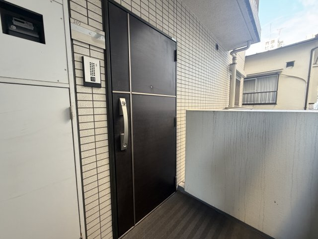 【玄関】