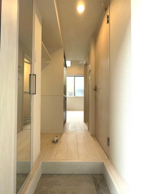 【玄関】 | ブルーレースアゲート | 同一仕様写真