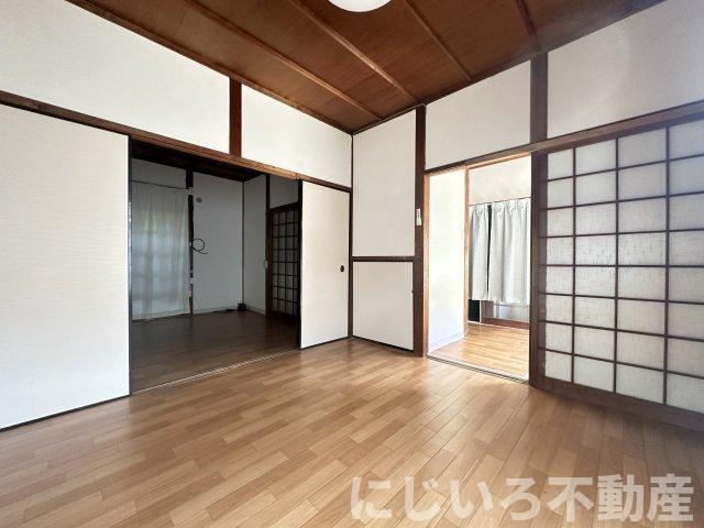 阿南アイビスの居間・リビング