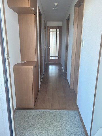 レインボーキャッスルの玄関|きれいな玄関です