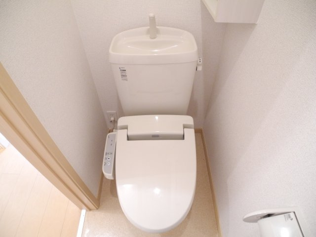 レジデンス桜馬場Bのトイレ|※室内画像は類似物件のもの