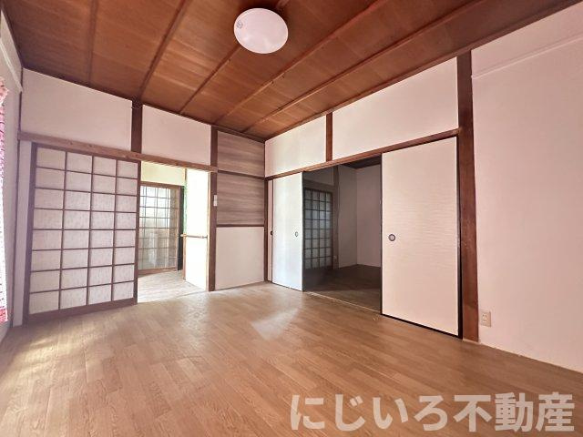 阿南アイビスの居間・リビング