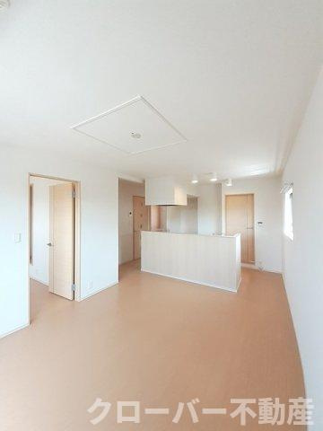 レイクサイドパレスＡの居間・リビング