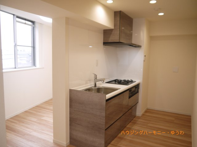 【居間・リビング】 | 堤マンション | イメージ画像となります。実際とは異なりますので、ご注意ください！