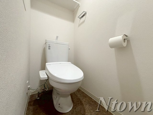 【トイレ】 | プレサンス鶴舞駅前レジス | 落ち着いた色調のトイレです