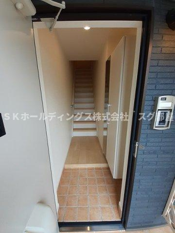 ミニョン　プラス１の玄関