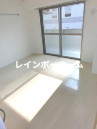アーク船橋の居間・リビング