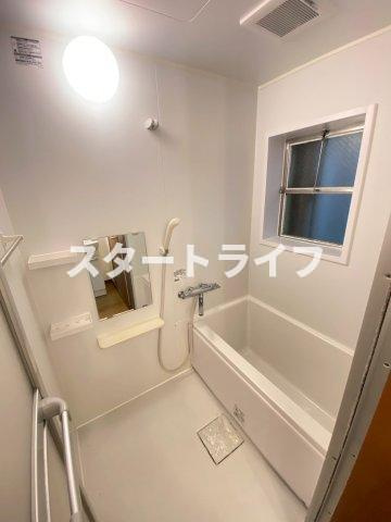大阪市東淀川区豊新１丁目の賃貸マンションの浴室