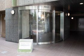 ステージファースト三軒茶屋のエントランス