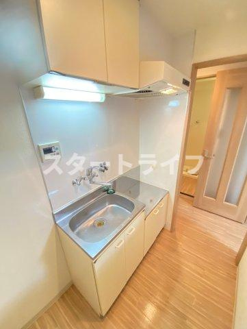 大阪市東淀川区東中島４丁目の賃貸マンションのキッチン
