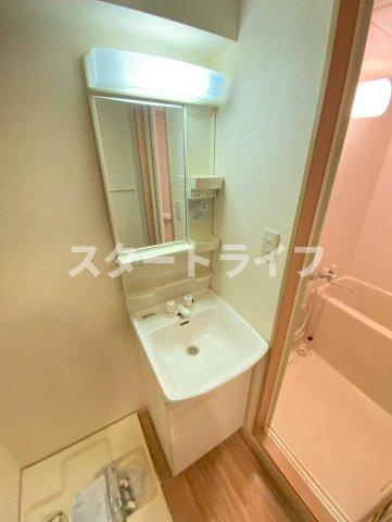 大阪市東淀川区東中島４丁目の賃貸マンションの洗面所