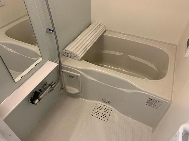 イストワールＡの浴室|バス