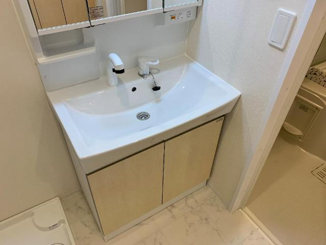 イストワールＡの独立洗面台|洗面
