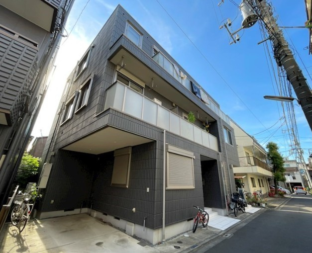 荒川区町屋１丁目の賃貸マンションの外観