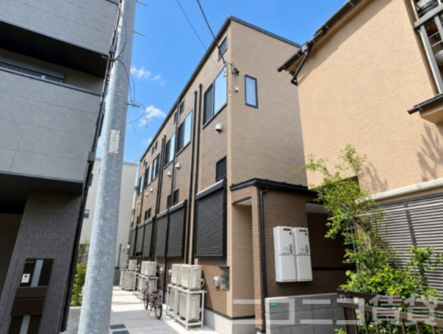 豊島区池袋本町２丁目のアパートの外観