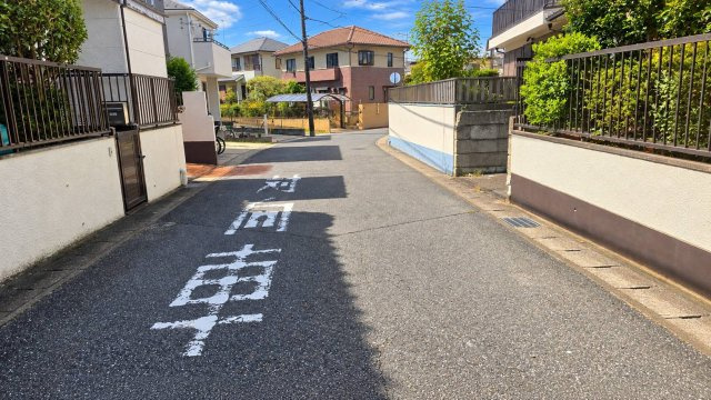 松戸市小金原7丁目　土地の周辺