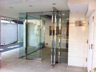 【エントランス】 | シンシティー両国弐番館