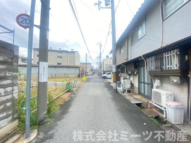 衣摺１丁目　売土地の周辺
