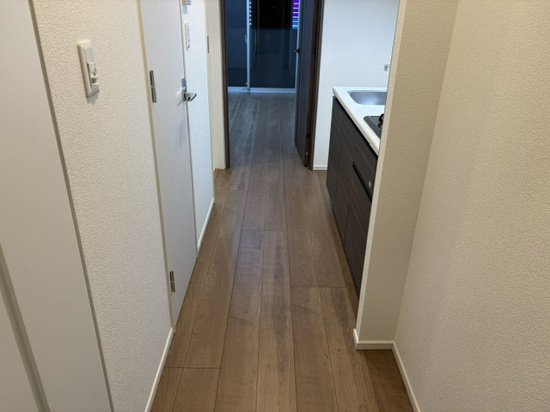 ヴォーガコルテ浅草アジールコートの玄関
