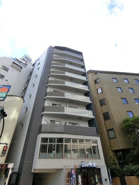 クレスト五番町の外観
