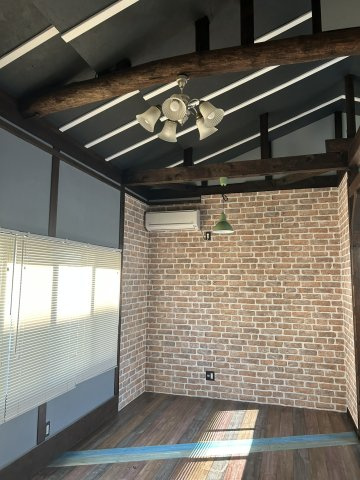 富田2丁目中古住宅の居間・リビング