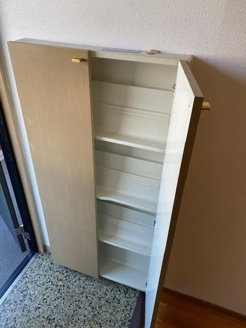 ラフィーネ三田の玄関