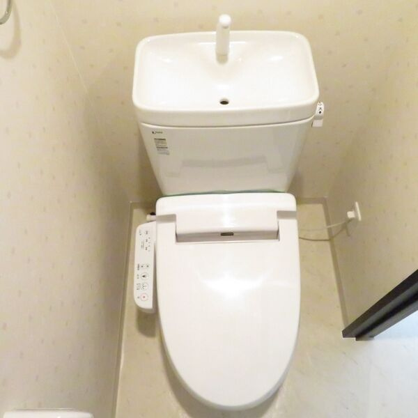 Ruisseau武庫川のトイレ