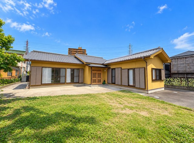 泉佐野市中庄戸建の外観
