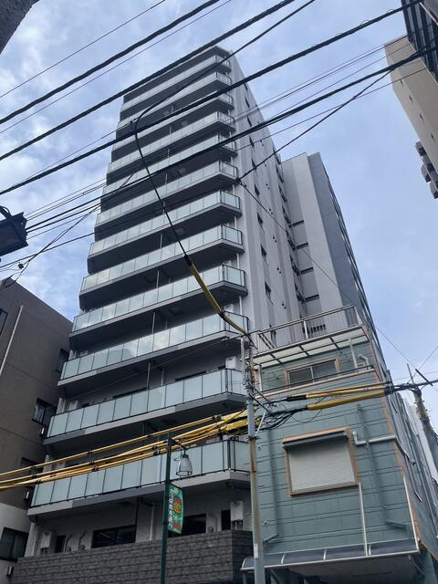 クレストコート上野の外観